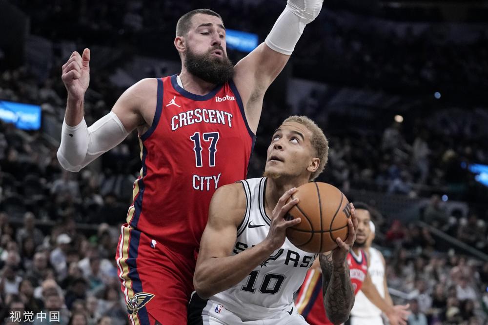 巴黎在本赛 巴黎在本赛